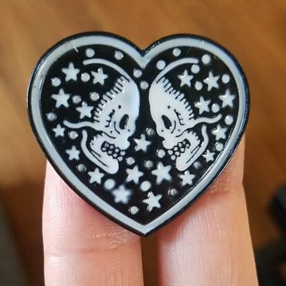 *2 for $13* Gothic Heart Shaped Skulls & Stars Pin